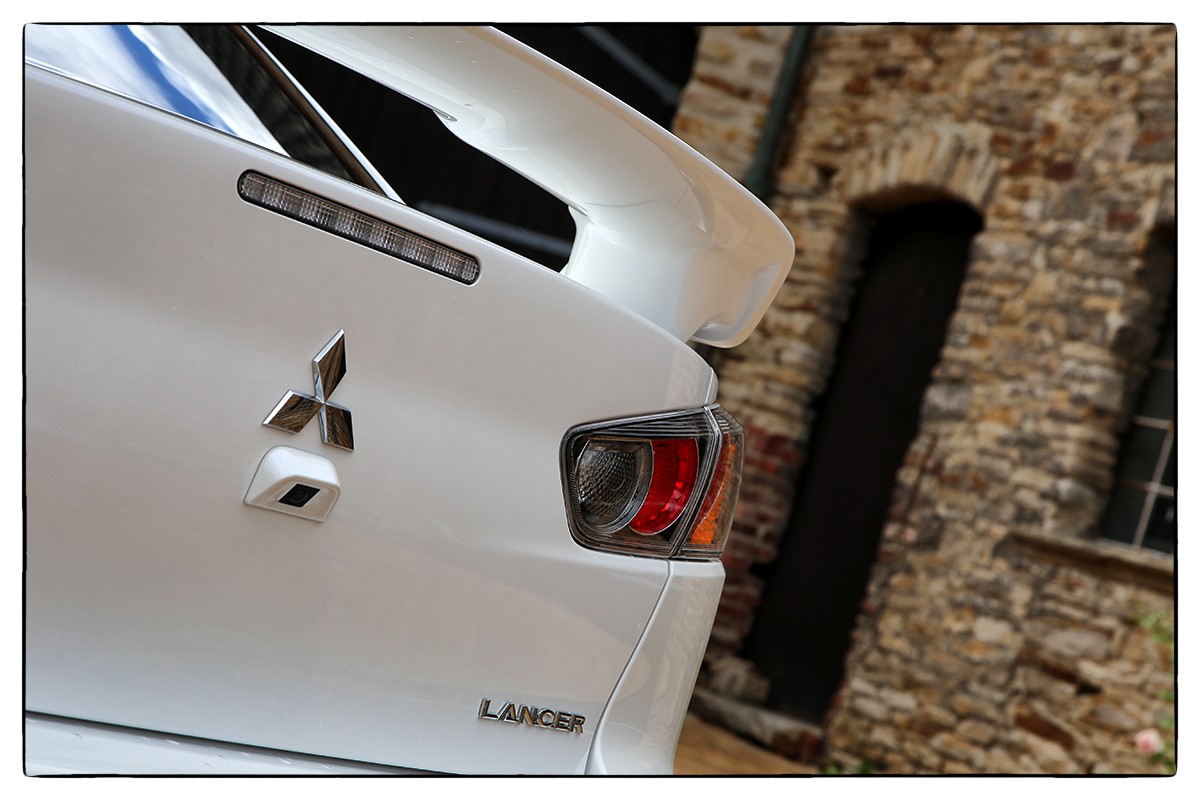 Mitsubishi Lancer 1.6 MPI Top Sportback • Trendlupe